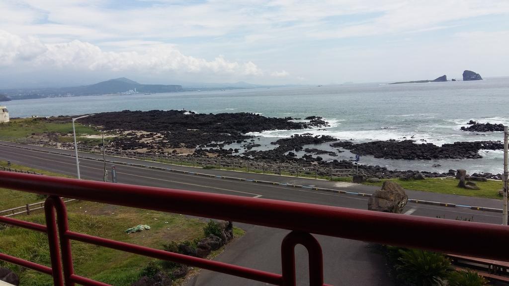 Seaside House Pension Seogwipo Rum bild